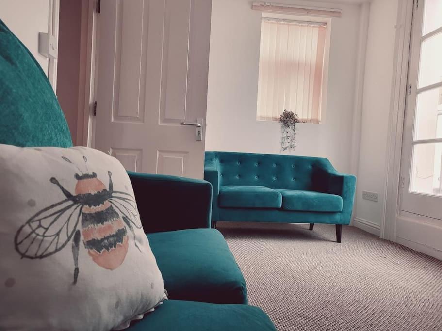 High Street, 2 Bed, Newly Refurb Apartment Лемингтън Спа Екстериор снимка