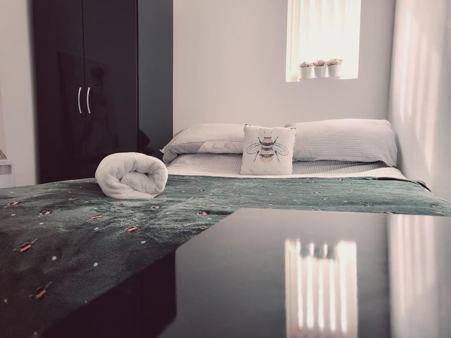 High Street, 2 Bed, Newly Refurb Apartment Лемингтън Спа Екстериор снимка